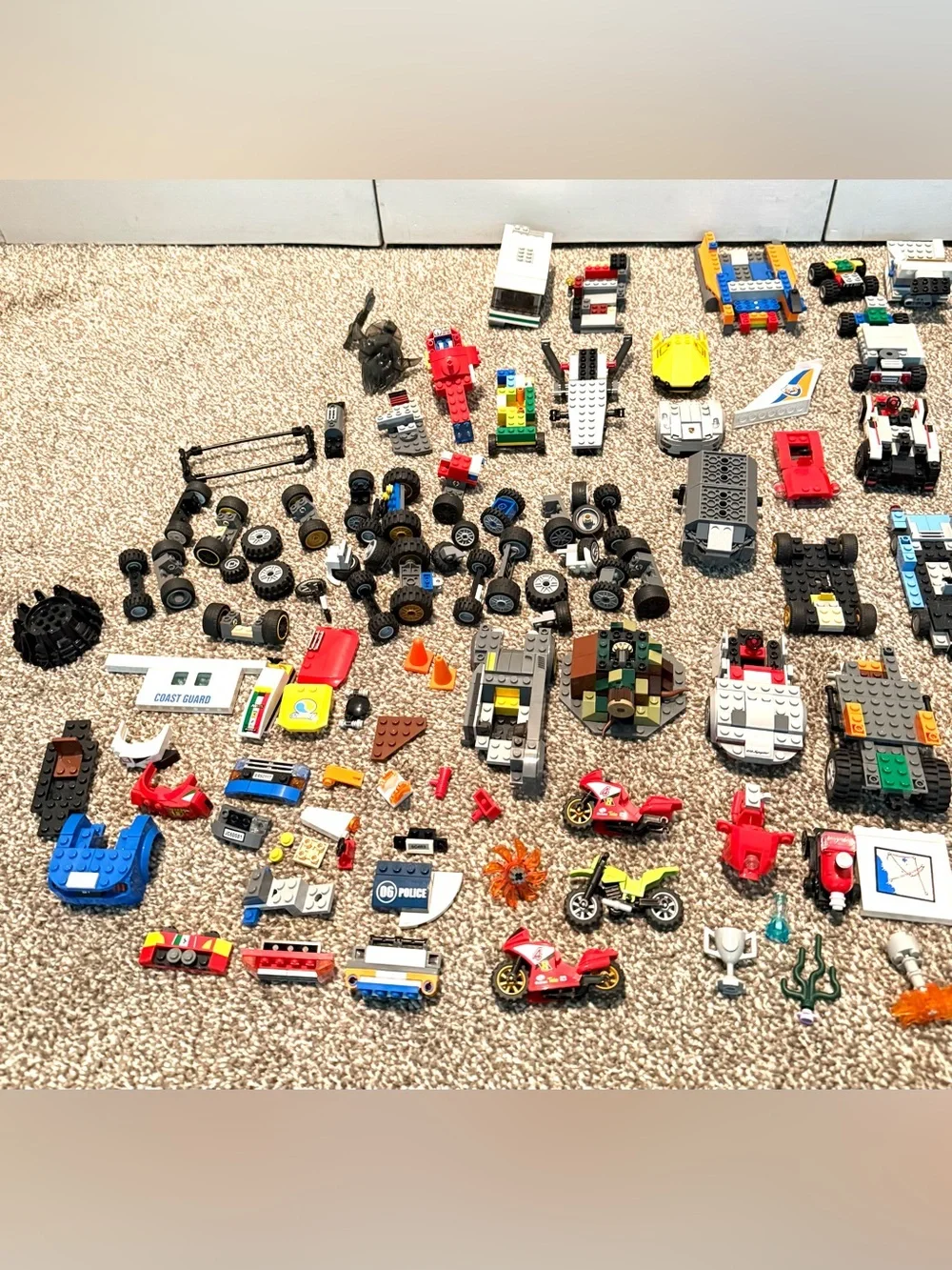 Huge 5lb bulk lot of LEGO vehicles and specialty parts!